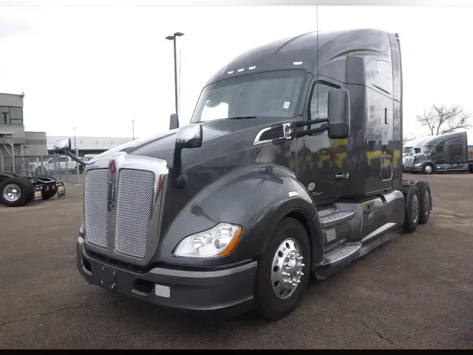 2022 Kenworth T680