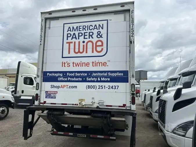 2018 FREIGHTLINER BUSINESS CLASS M2 106