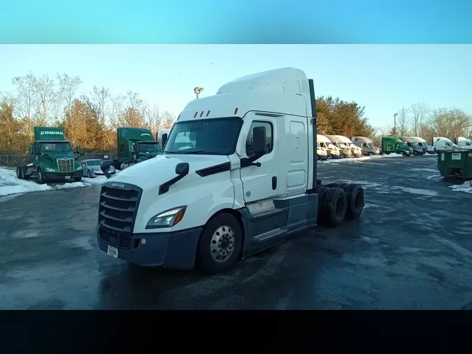 2022 Freightliner Cascadia 126