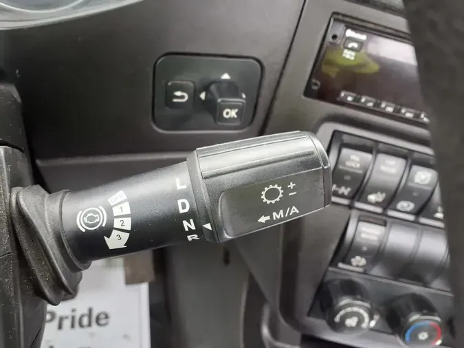 2018 NAVISTAR INTERNATIONAL LT625 DAYCAB T/A