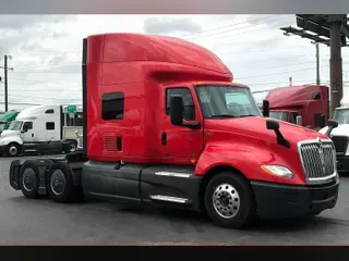 2021 INT LT625 6x4