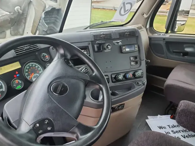 2019 FREIGHTLINER/MERCEDES CASCADIA 125