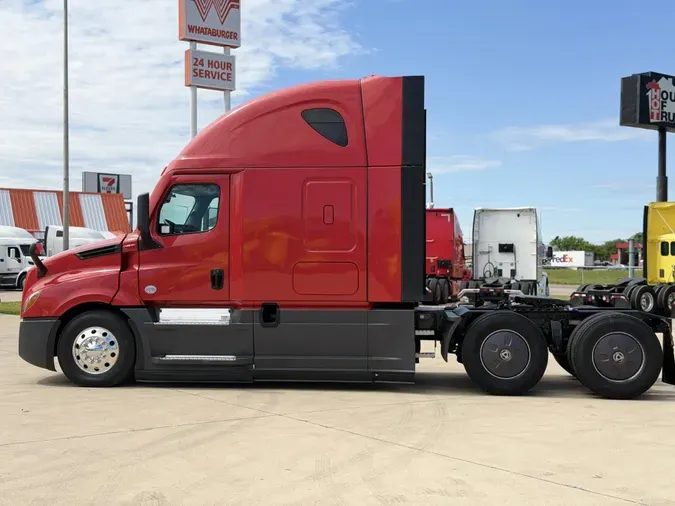 2023 Freightliner Cascadia
