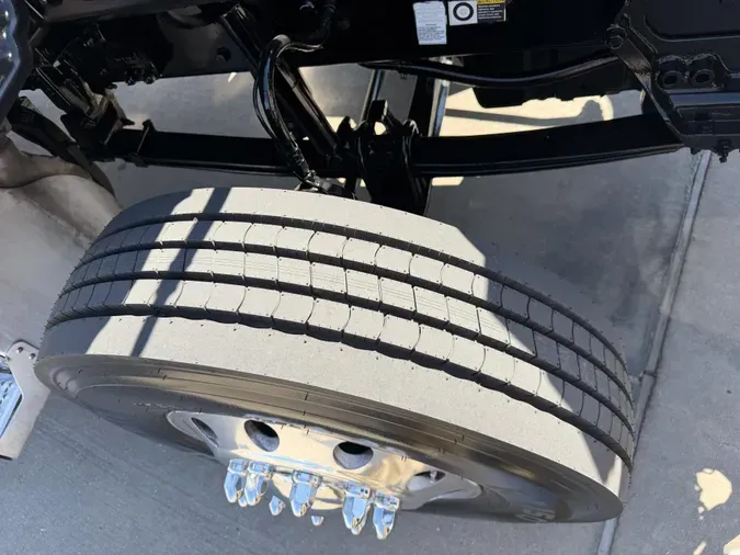 2021 Peterbilt 567