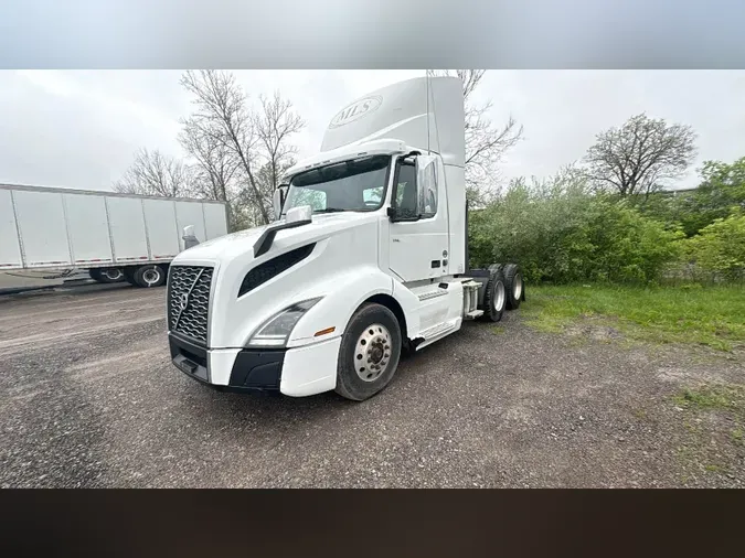 2019 Volvo VNL300