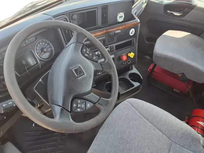 2018 NAVISTAR INTERNATIONAL LT625 DAYCAB T/A