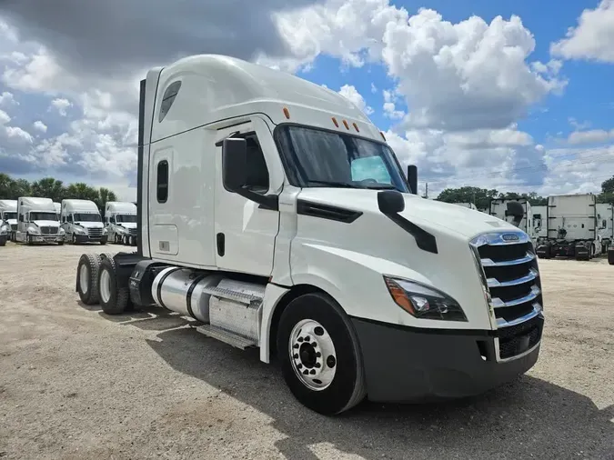 2022 FREIGHTLINER/MERCEDES NEW CASCADIA PX126645255d71c15e07fae5e1861e8c694dec8