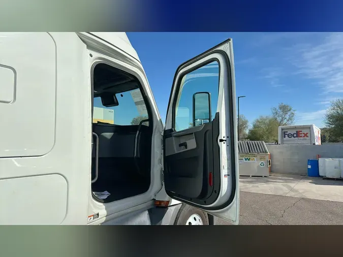 2021 Freightliner Cascadia 12652568045da1619bb4f4e3e6433b06be2