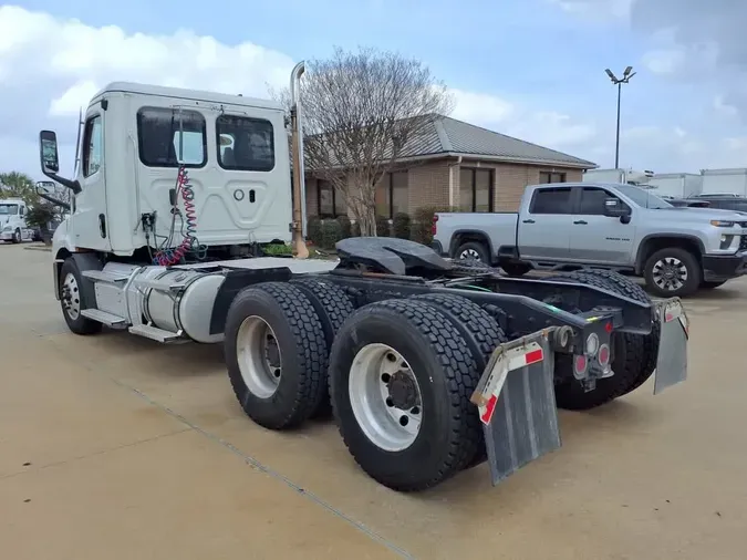 2020 FREIGHTLINER/MERCEDES NEW CASCADIA 116