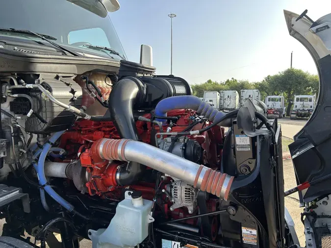 2023 Peterbilt 579