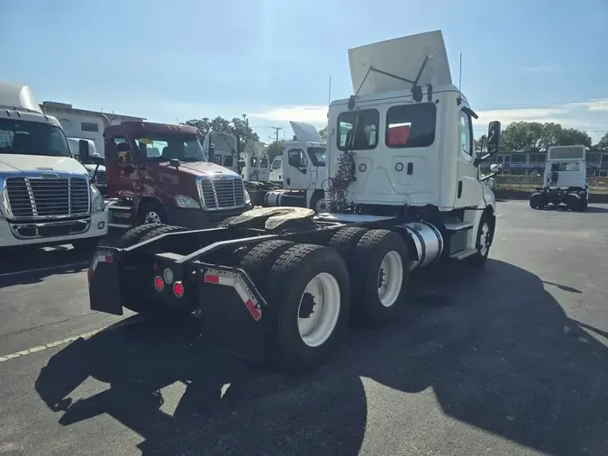 2018 FREIGHTLINER/MERCEDES NEW CASCADIA PX12664