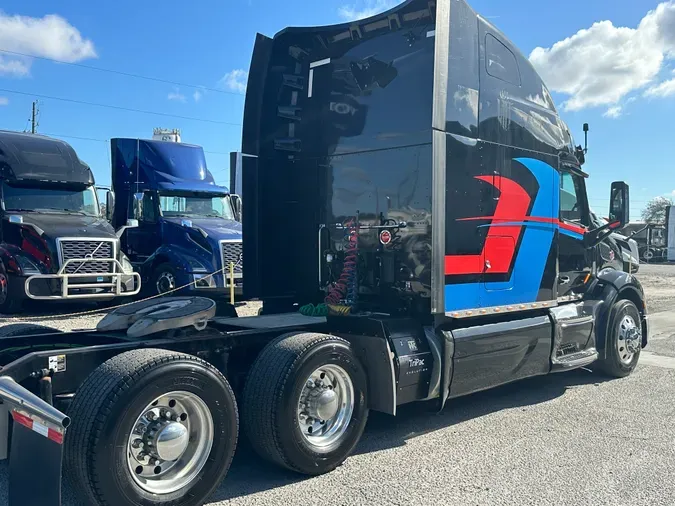 2021 Peterbilt 579