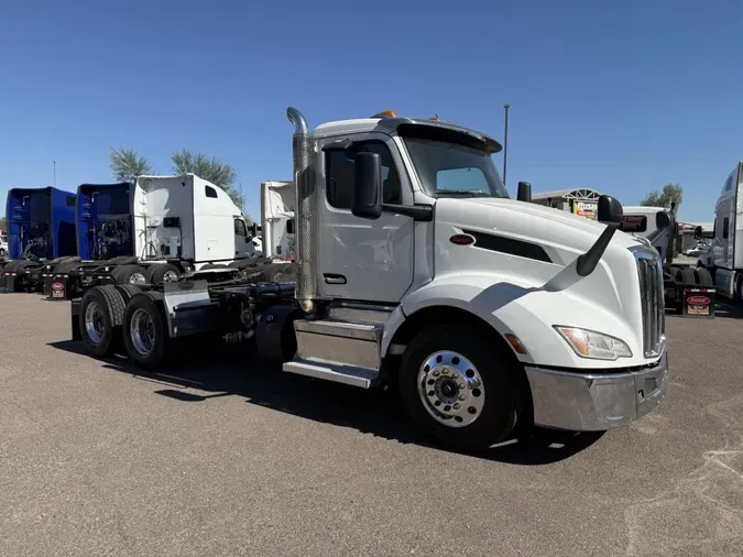2023 Peterbilt 579