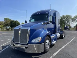 2021 KENWORTH T680