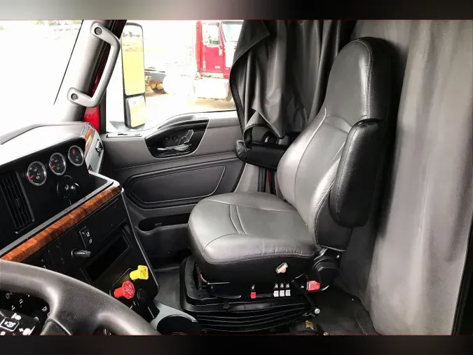 2022 INT LT625 6x4