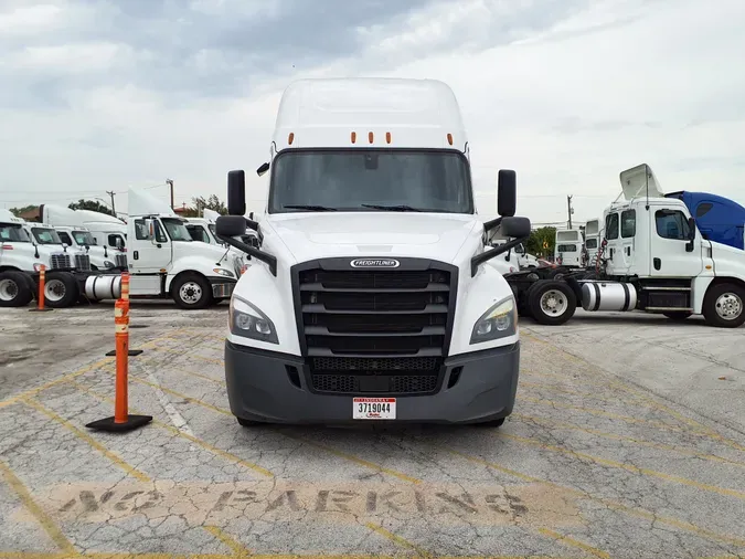 2019 FREIGHTLINER/MERCEDES CASCADIA 125