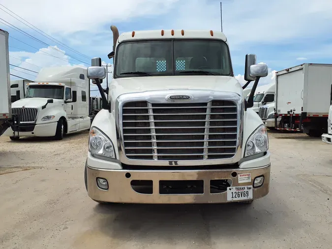 2017 FREIGHTLINER/MERCEDES CASCADIA 125