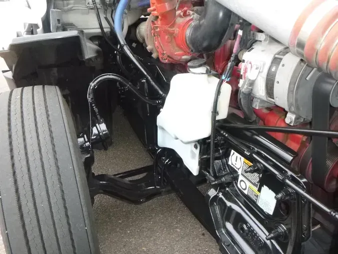 2023 Peterbilt 5795268c50f92b8bff5e027eb886191248b