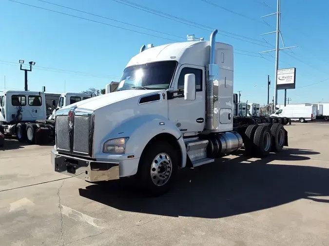 2019 KENWORTH TRUCKS T-880526b9118ee5a3a9fe47f40974b13d409