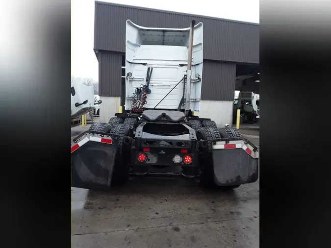 2020 VOLVO VNR64T-640526d2c2639258ad9903e2f5b4beeb15e