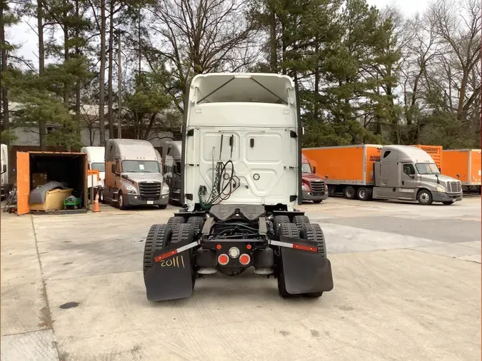 2020 Freightliner Cascadia