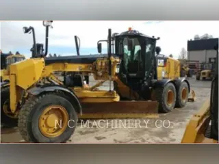 2017 CATERPILLAR 160M
