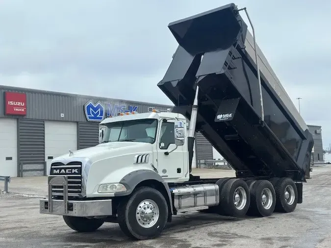 2019 MACK Granite