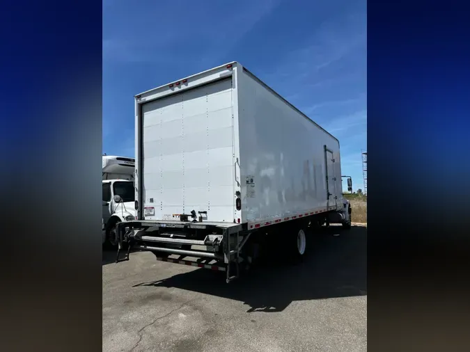 2019 NAVISTAR INTERNATIONAL 4300