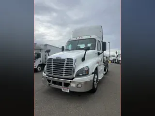 2018 FREIGHTLINER/MERCEDES CASCADIA 125