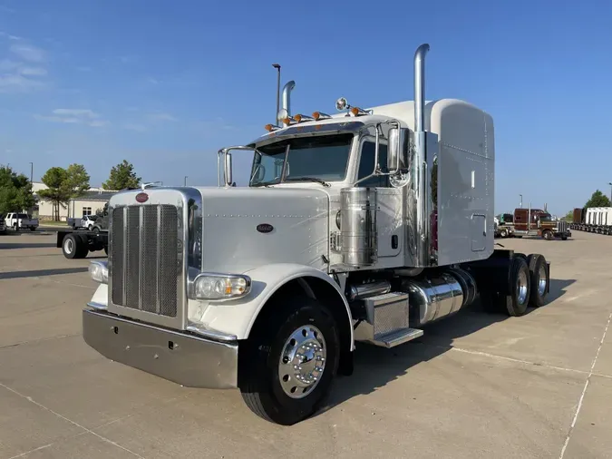 2019 Peterbilt 389