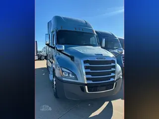 2022 FREIGHTLINER CASCADIA 126