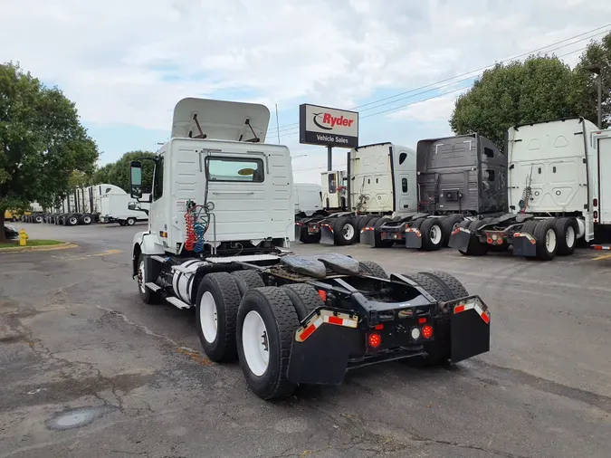 2018 VOLVO VNL64TRACTOR