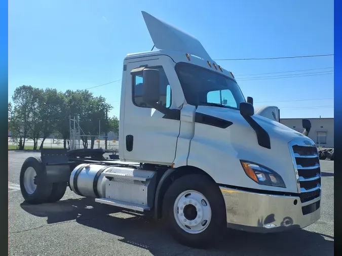 2020 FREIGHTLINER/MERCEDES NEW CASCADIA 116