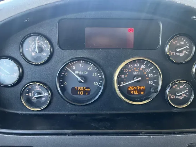 2019 Peterbilt 330