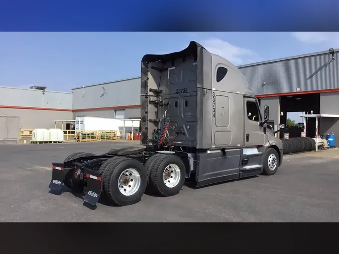 2025 Freightliner Cascadia 1265294c3058b21557928c7f3ad694271d7