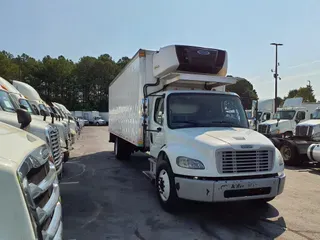 2017 FREIGHTLINER/MERCEDES M2 106