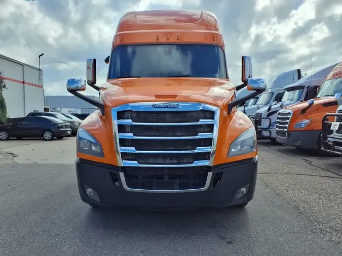 2019 FREIGHTLINER NEW CASCADIA PX12664
