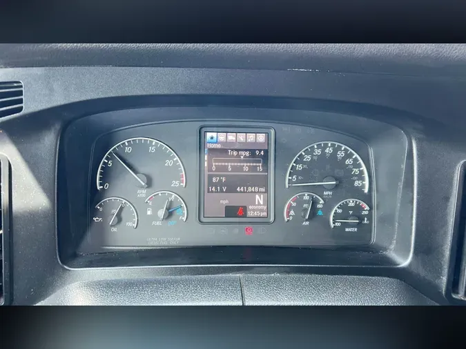 2025 Freightliner Cascadia 126