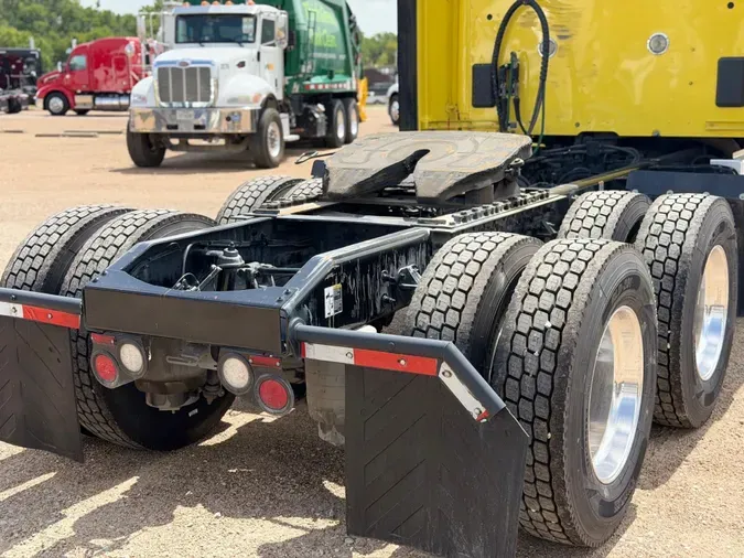 2023 Peterbilt 579