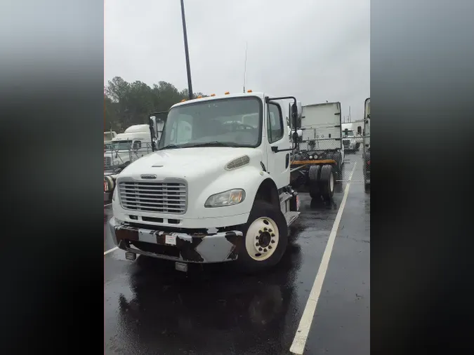 2014 FREIGHTLINER/MERCEDES M2 106