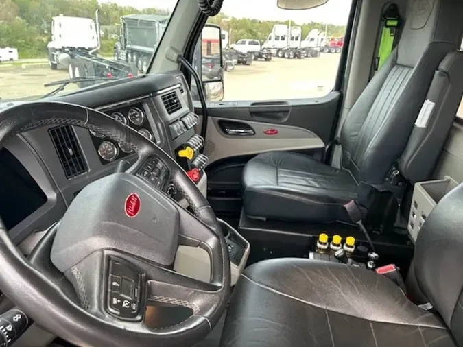 2024 Peterbilt 567