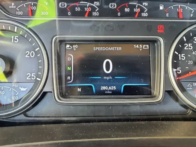 2019 NAVISTAR INTERNATIONAL LT625 DAYCAB T/A52a9586ca1a177b565affb587e3113fc