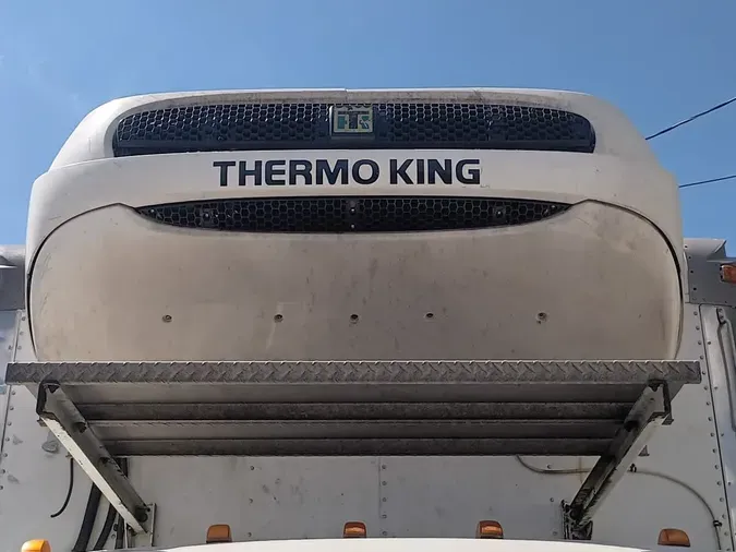 2020 FREIGHTLINER/MERCEDES M2 106