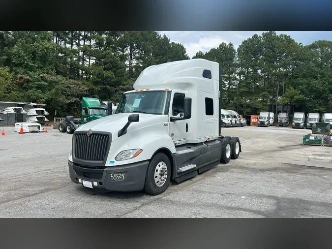 2022 International LT
