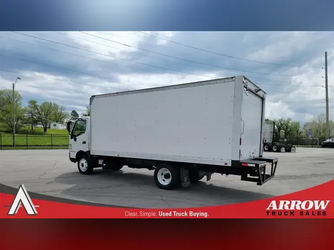 2019 HINO 195