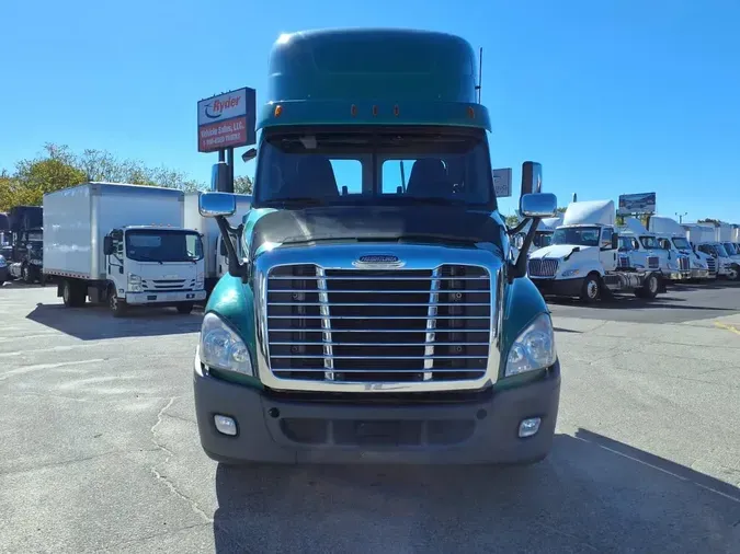 2020 FREIGHTLINER/MERCEDES CASCADIA 125
