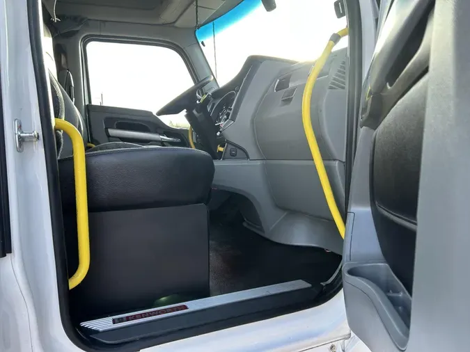 2021 Kenworth T680