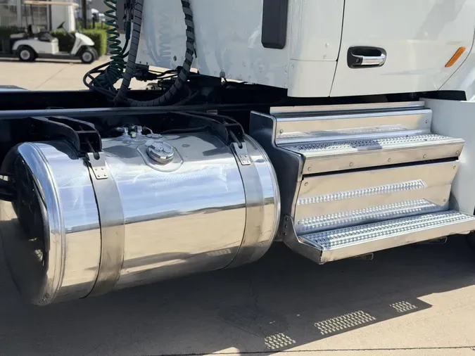 2021 Peterbilt 579