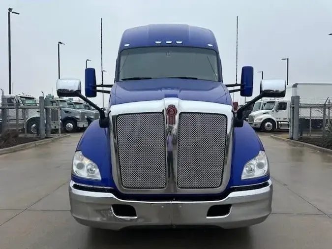 2022 Kenworth T680