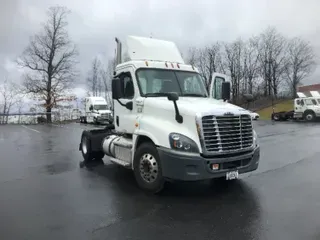 2015 FREIGHTLINER X12542ST